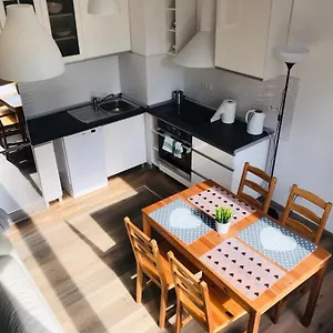 https://apartments-central-park-warsaw.warsawhotelspoland.com